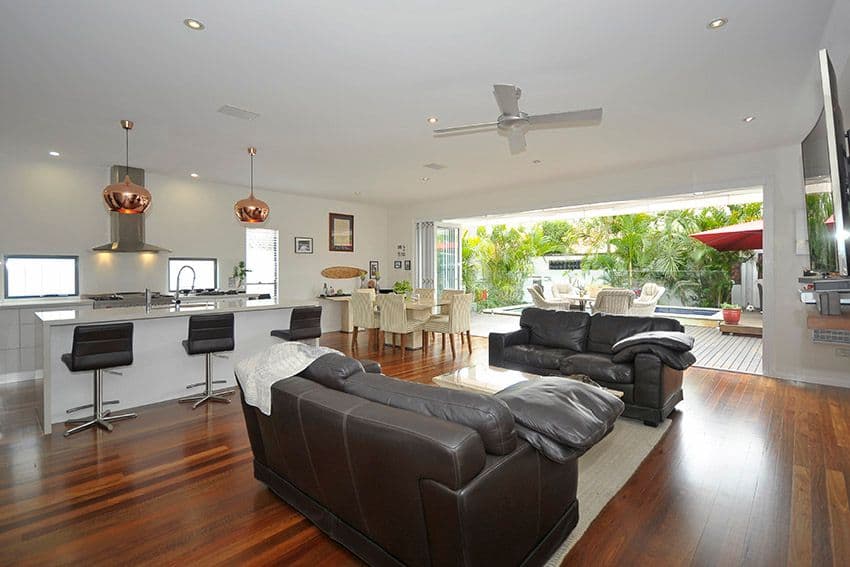 35 Alfred Street, Mermaid Beach QLD 4218, Mermaid Beach - Thumbnail 3