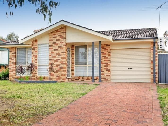 22 Elliot Place, St Helens Park NSW 2560, St Helens Park - Image 1