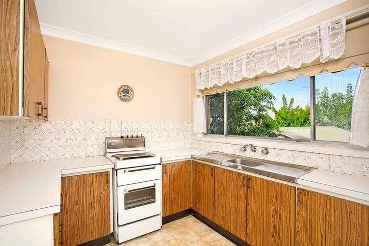184 Cornelia Road, TOONGABBIE NSW 2146, Bowral - Thumbnail 2