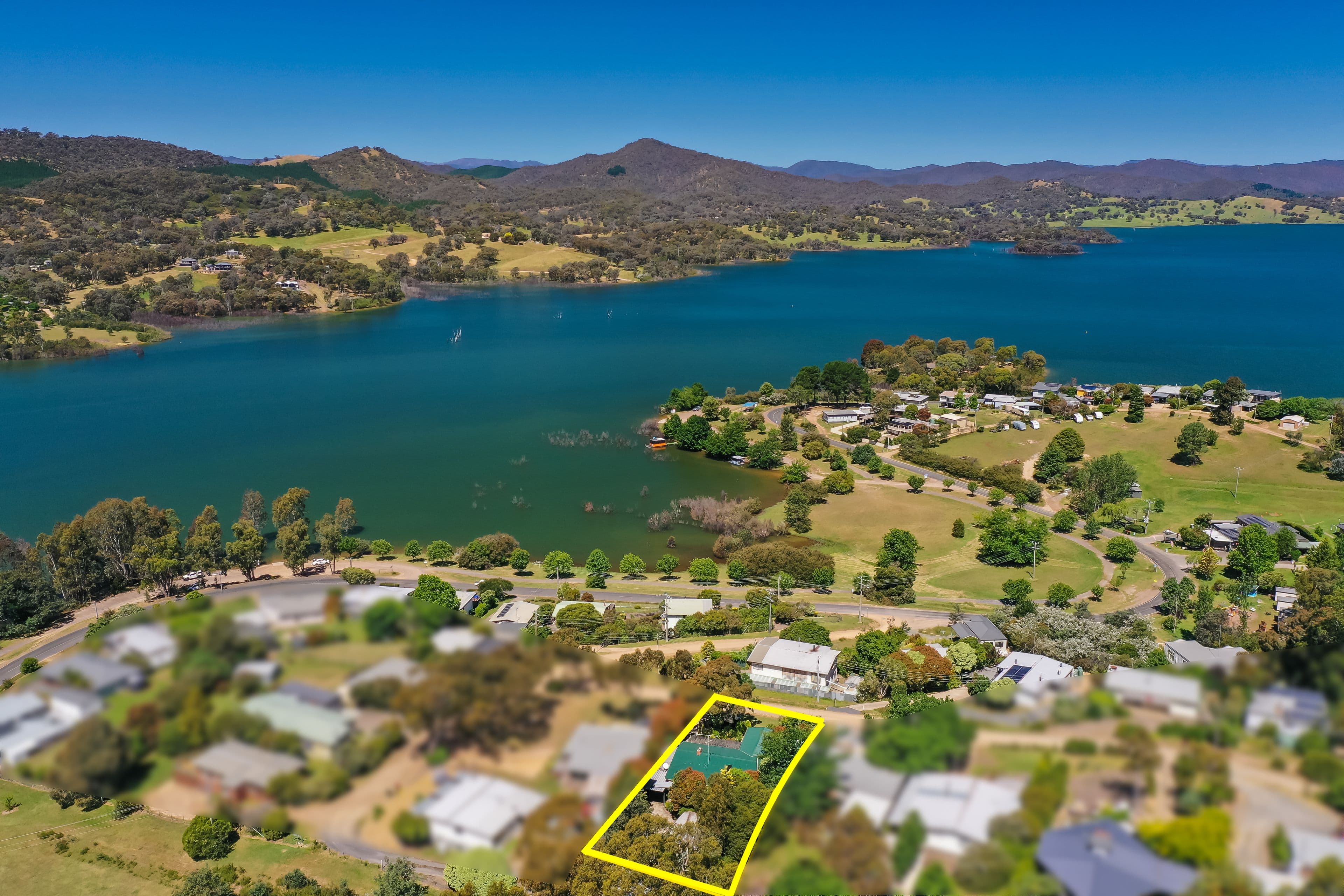 2 Hills Road, Goughs Bay VIC 3723, Goughs Bay - Thumbnail 3