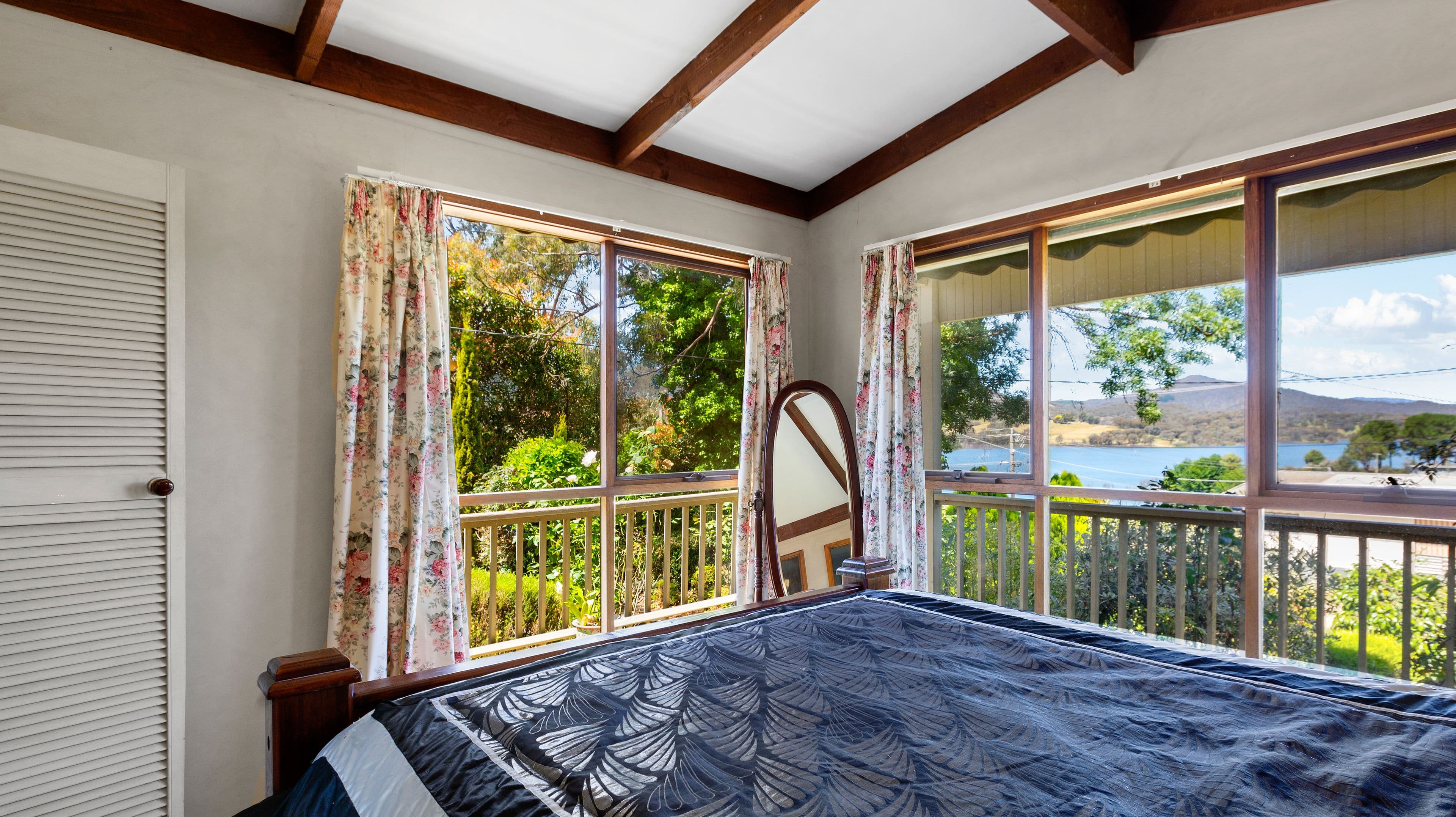 2 Hills Road, Goughs Bay VIC 3723, Goughs Bay - Thumbnail 4