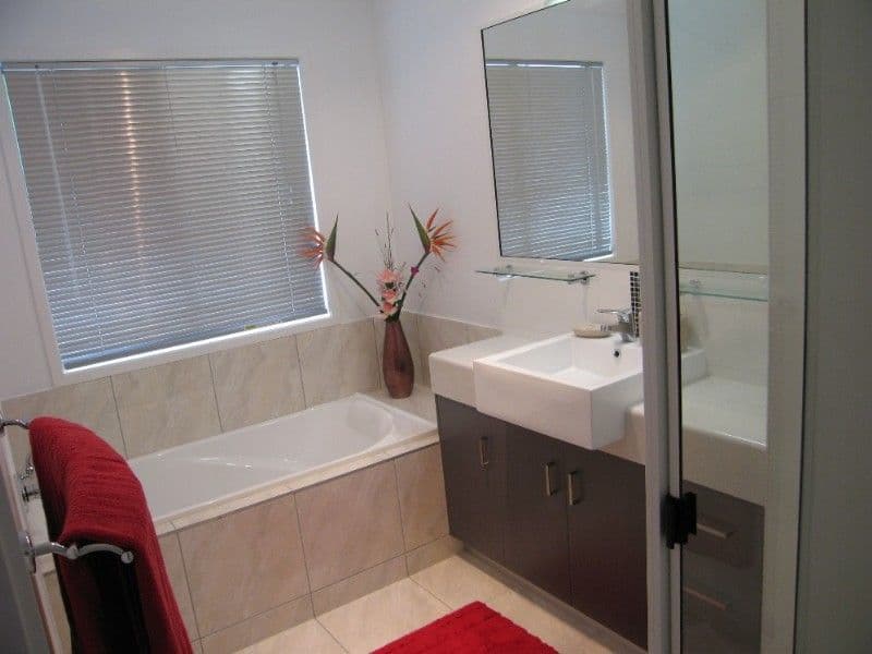 4 Nicklin Drive, BEACONSFIELD QLD 4740, Beaconsfield - Thumbnail 4