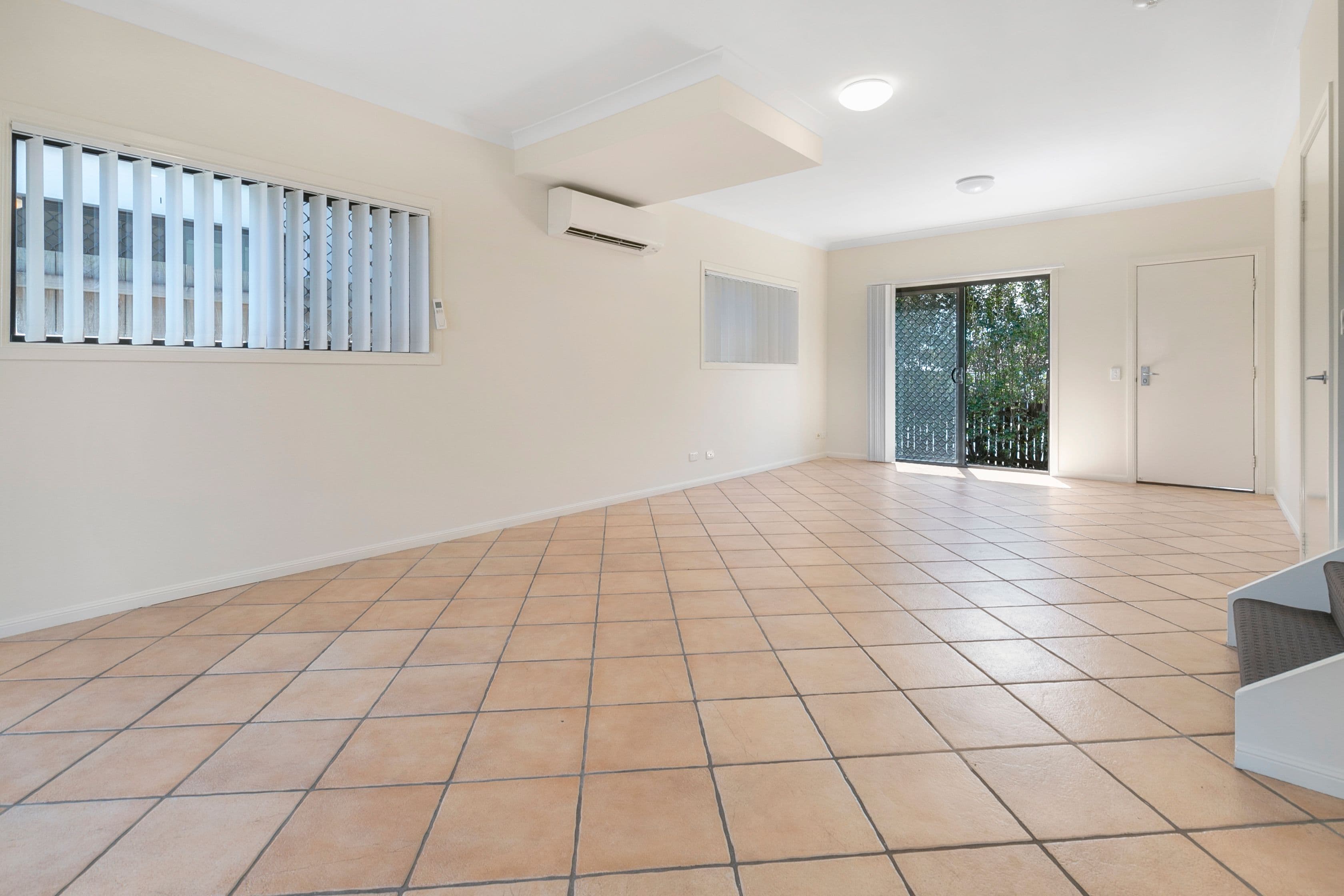 41 Clydesdale Avenue, Annerley QLD 4103, Annerley - Thumbnail 2