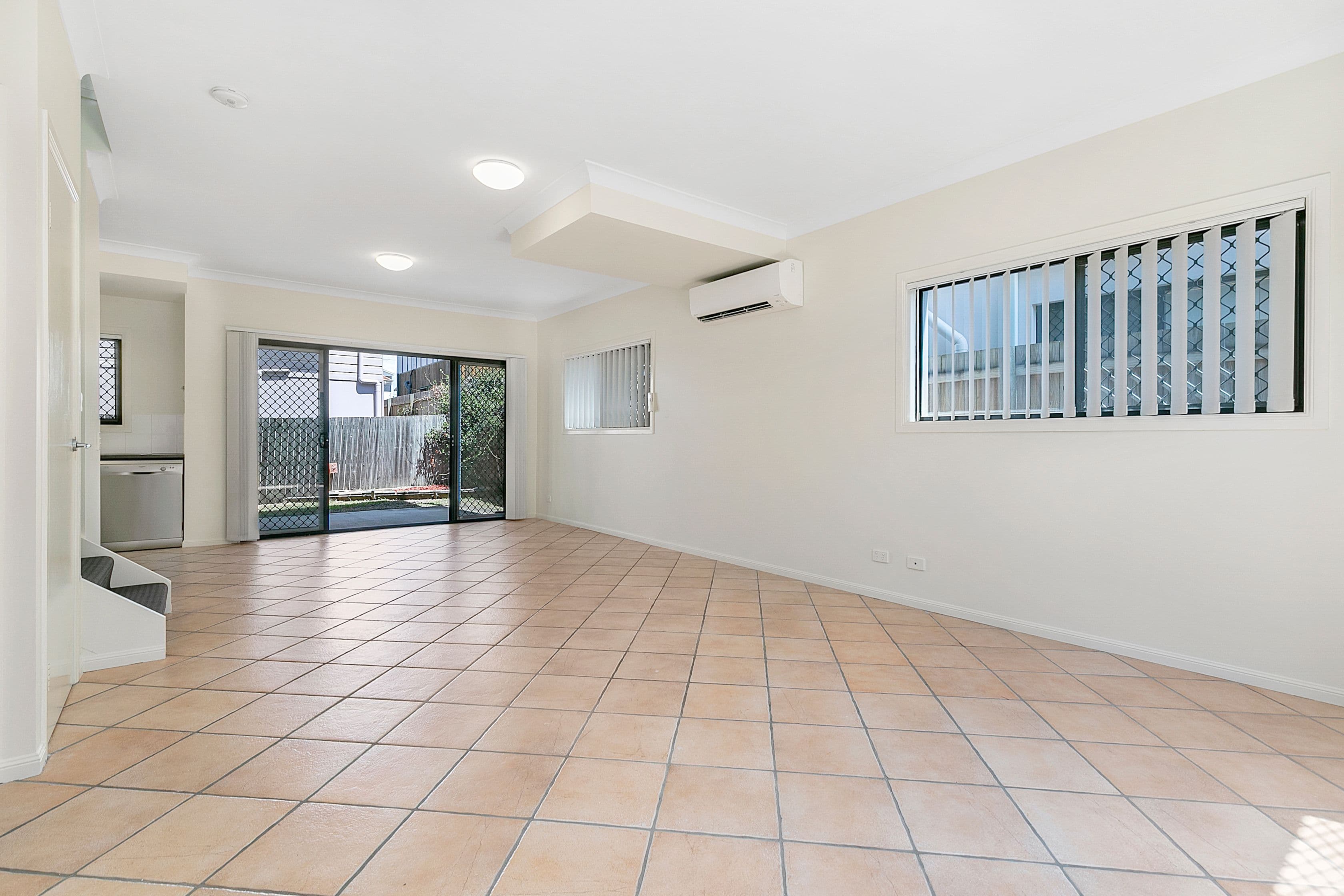 41 Clydesdale Avenue, Annerley QLD 4103, Annerley - Thumbnail 3