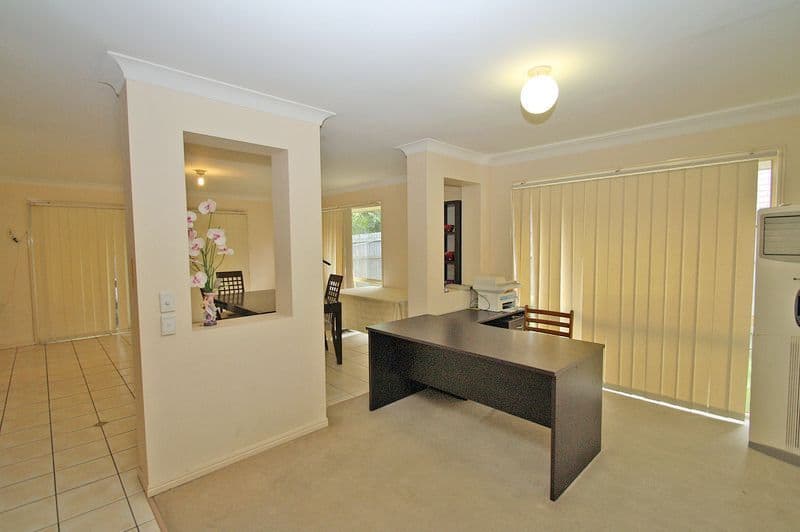 23 Magnolia Grove, ROBERTSON QLD 4109, Robertson - Thumbnail 4