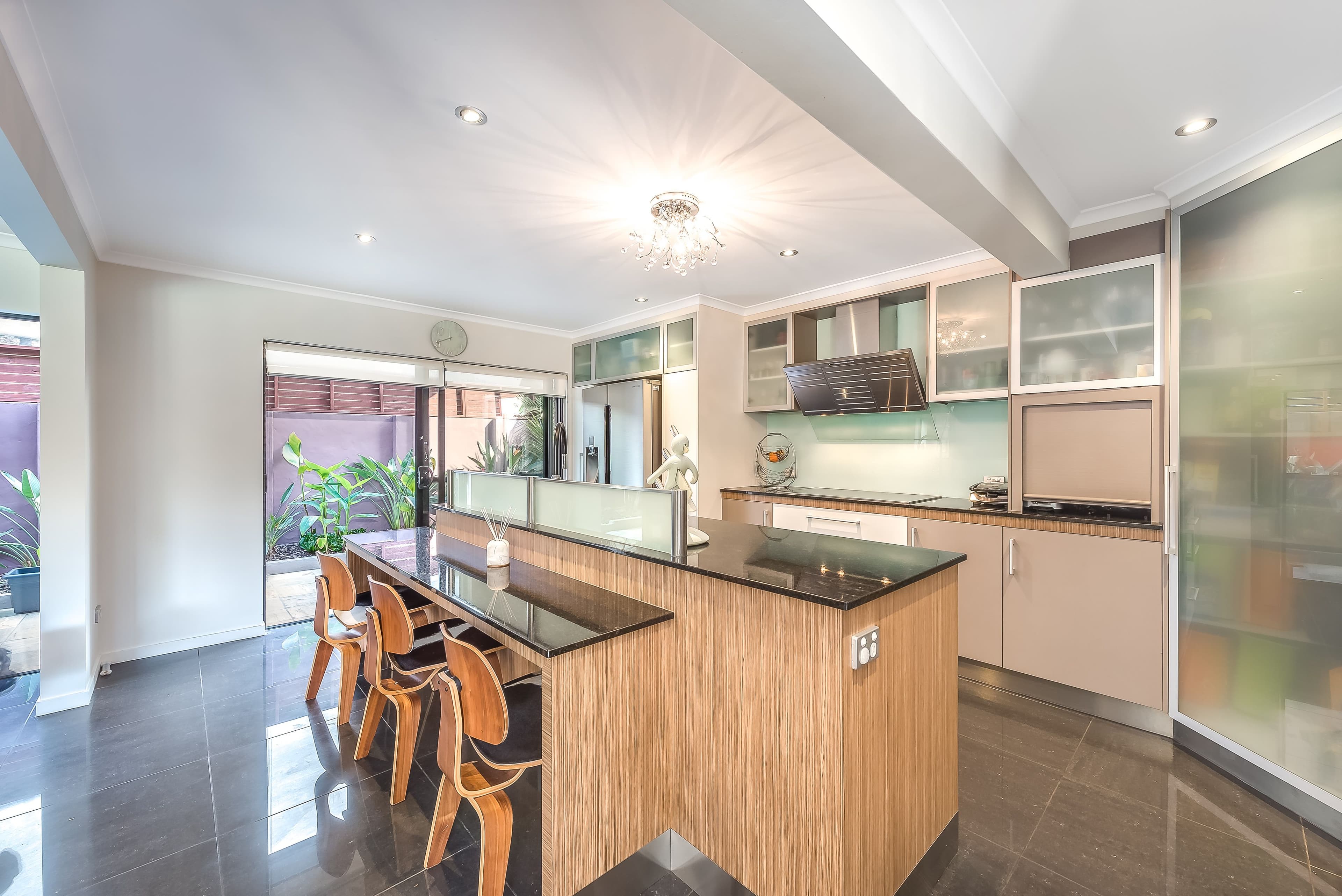 12 Medland Court, Sorrento QLD 4217, Sorrento - Thumbnail 3