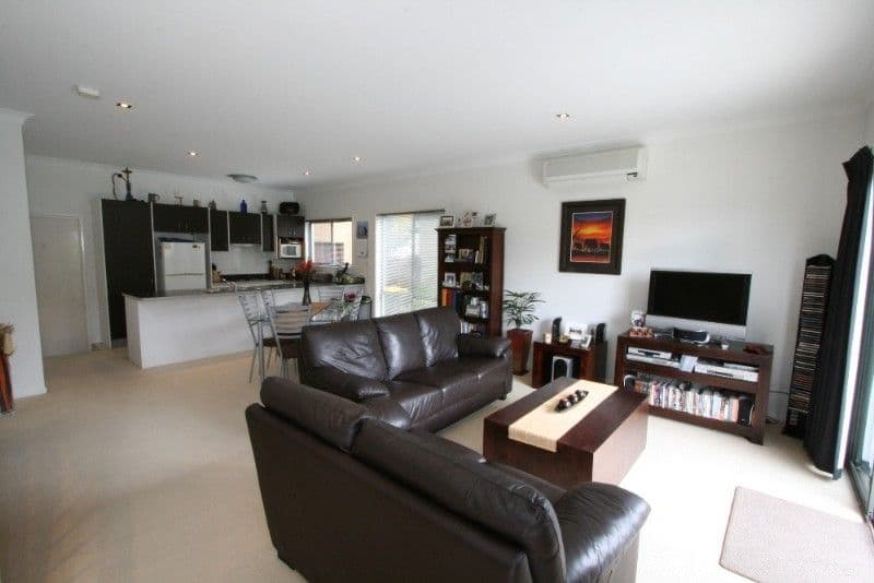 19 Worden Street, MORNINGSIDE QLD 4170, Morningside - Thumbnail 3
