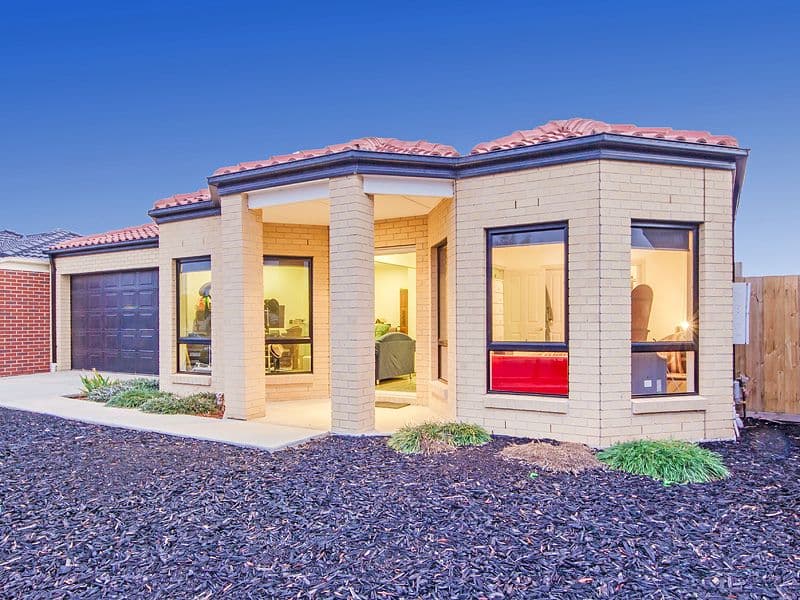 2 Swinburne Court, TRUGANINA VIC 3029, Truganina - Thumbnail 3