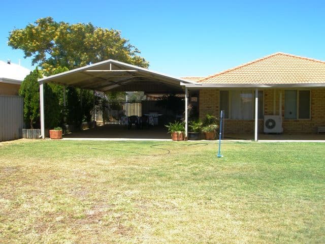 12 Tappak Street, WAGGRAKINE WA 6530, Waggrakine - Thumbnail 6
