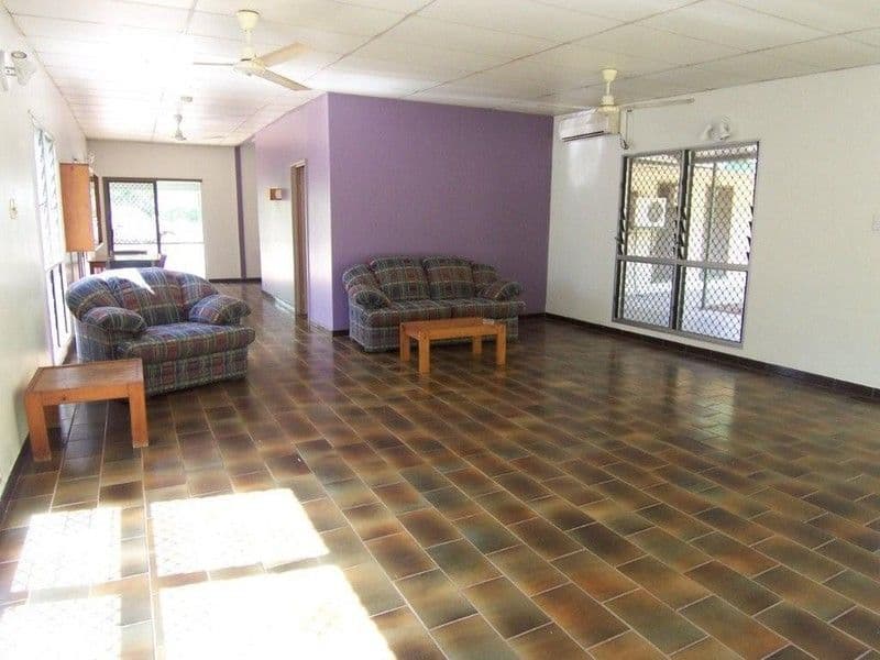 28 Wandaree Street, BATCHELOR NT 0845, Batchelor - Thumbnail 3