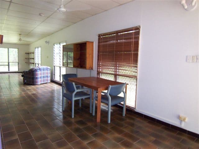 28 Wandaree Street, BATCHELOR NT 0845, Batchelor - Thumbnail 4