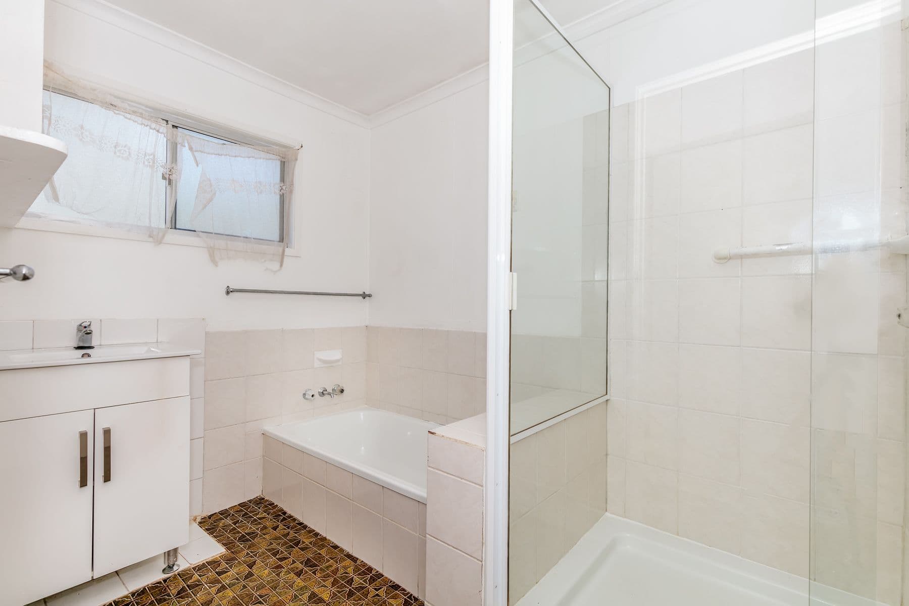 76 Charles Avenue, Logan Central QLD 4114, Logan Central - Thumbnail 3