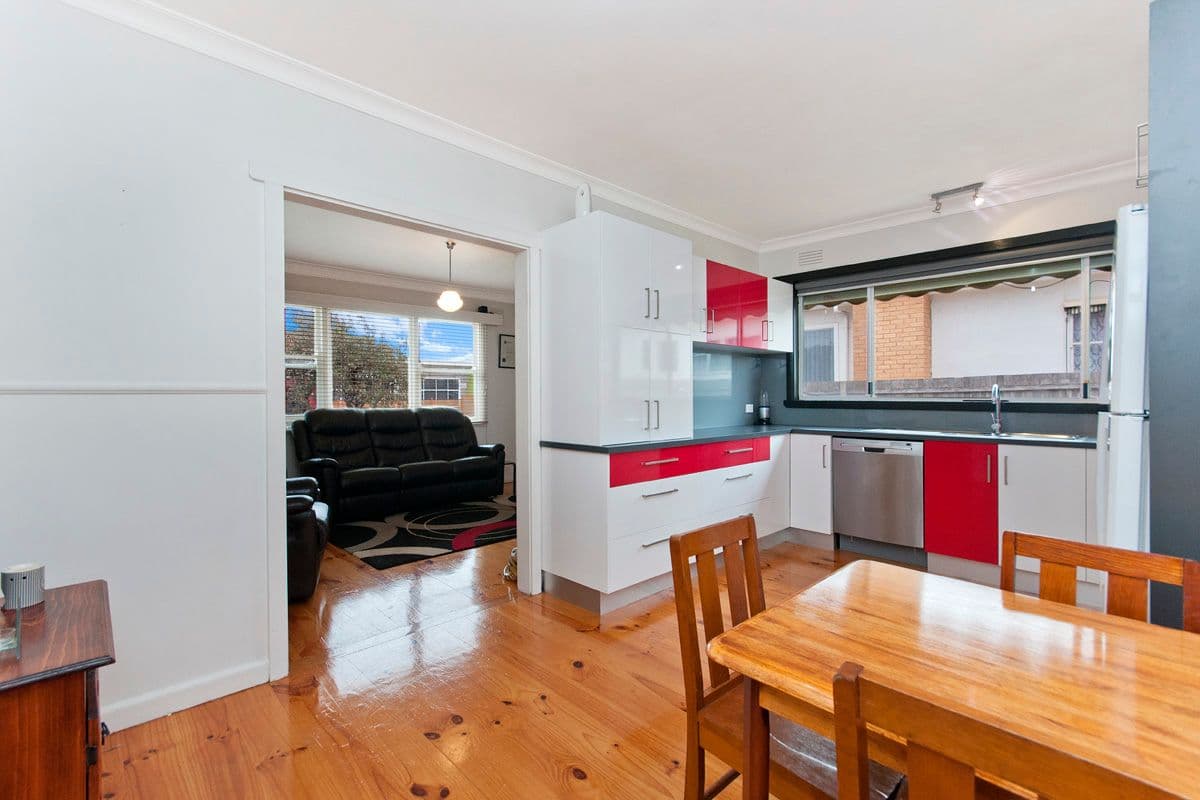 4 Patterson Street, Warrnambool VIC 3280, Warrnambool - Thumbnail 3