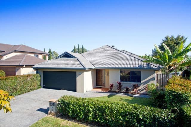 9 Tussock Crescent, ELANORA QLD 4221, Elanora - Image 1