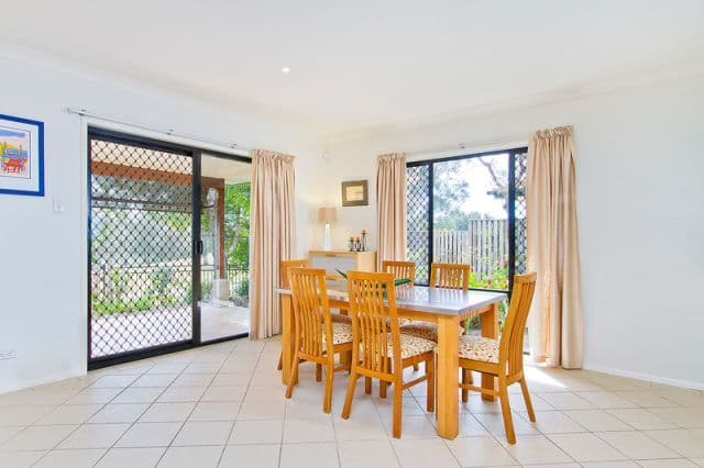 9 Tussock Crescent, ELANORA QLD 4221, Elanora - Thumbnail 6