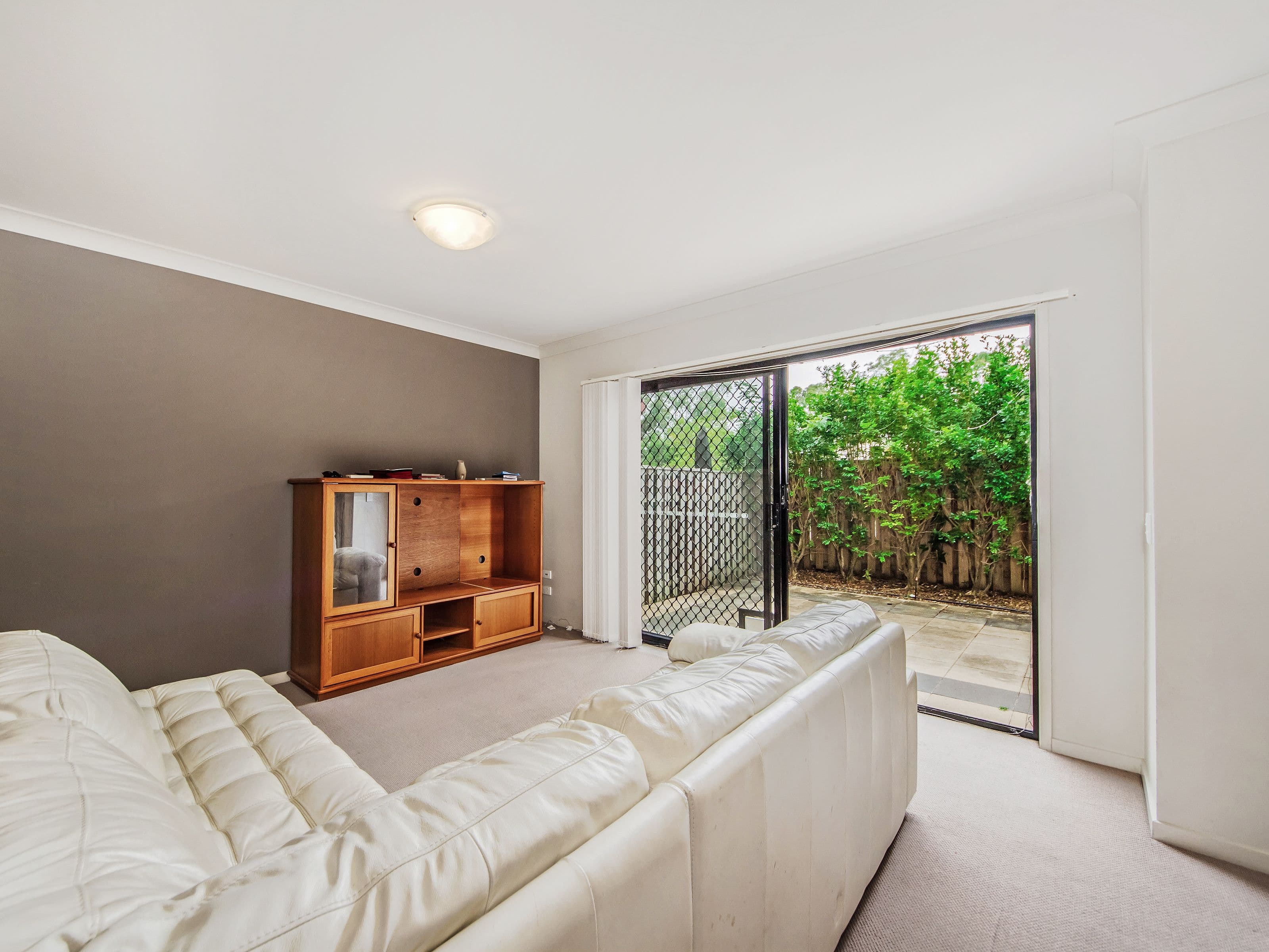 2 Geraldton Drive, Varsity Lakes QLD 4227, Varsity Lakes - Thumbnail 3