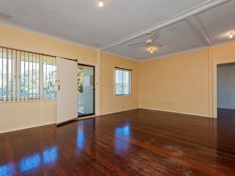 79 Bayly Street, Wonthella WA 6530, Wonthella - Thumbnail 2