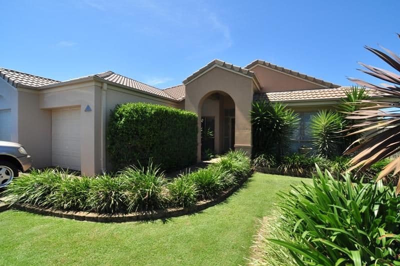 9 Broxbourne Place, OXENFORD QLD 4210, Oxenford - Thumbnail 2