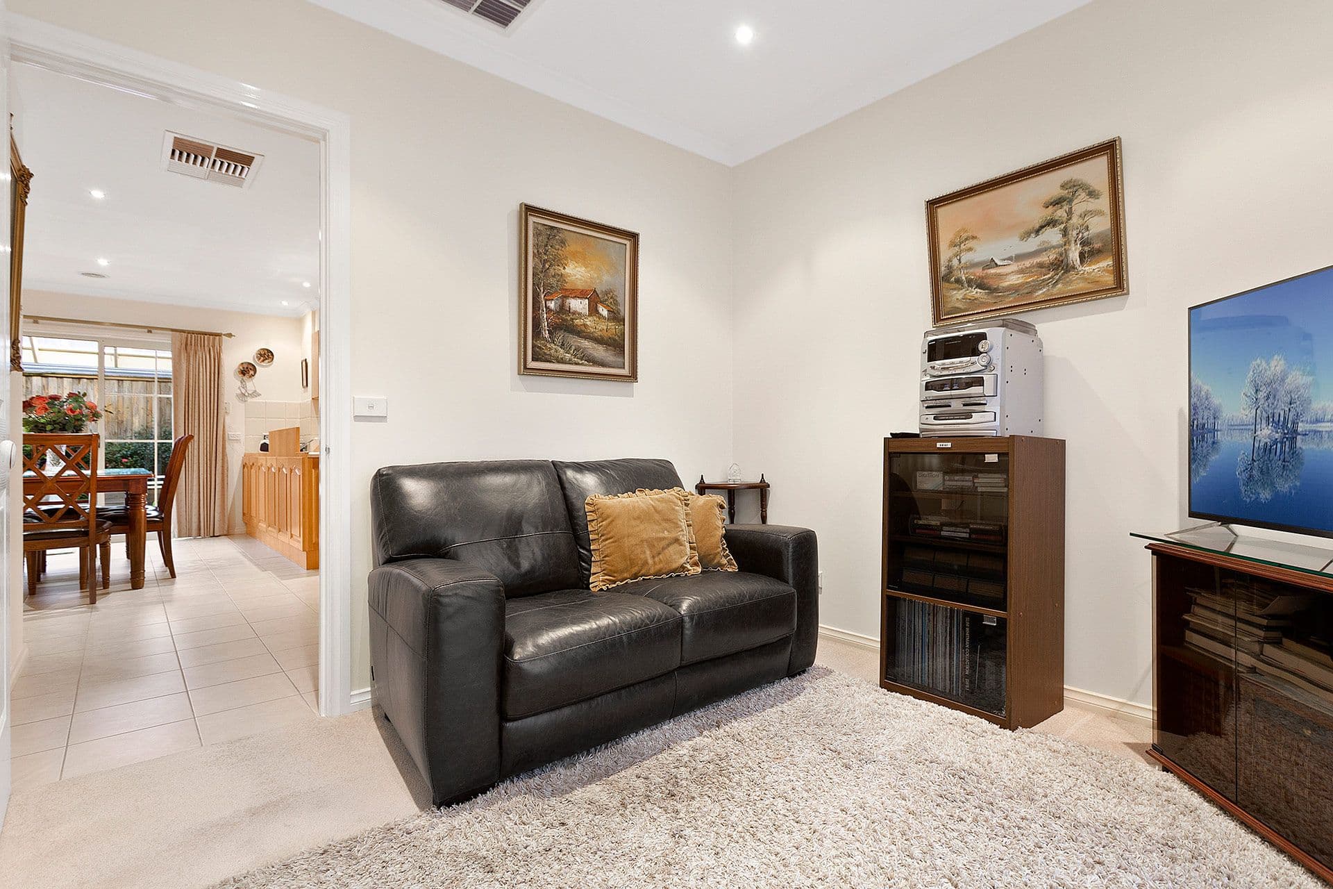 10 Lapwing Road, South Morang VIC 3752, South Morang - Thumbnail 4