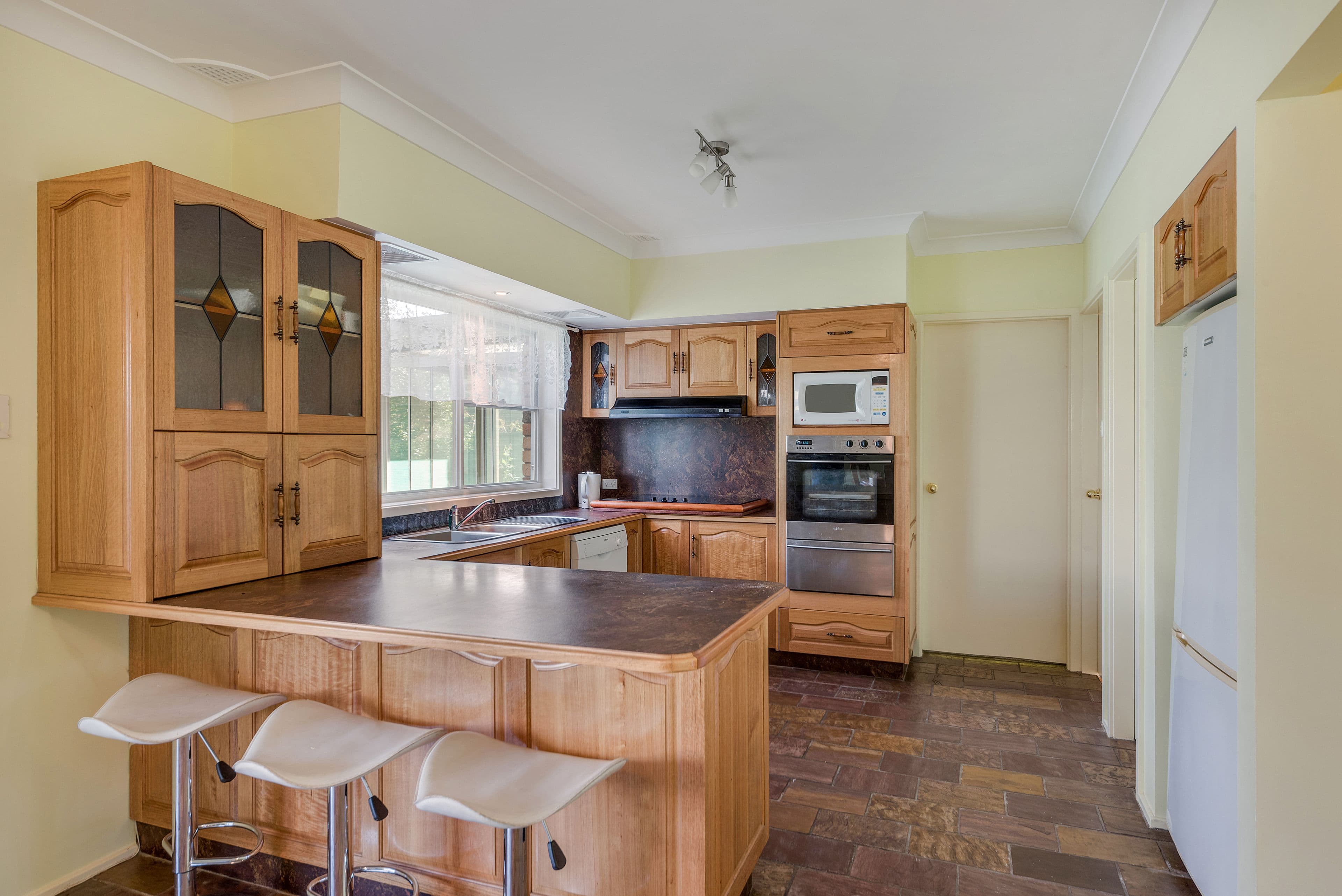 Glenfield NSW 2167, Glenfield - Thumbnail 3