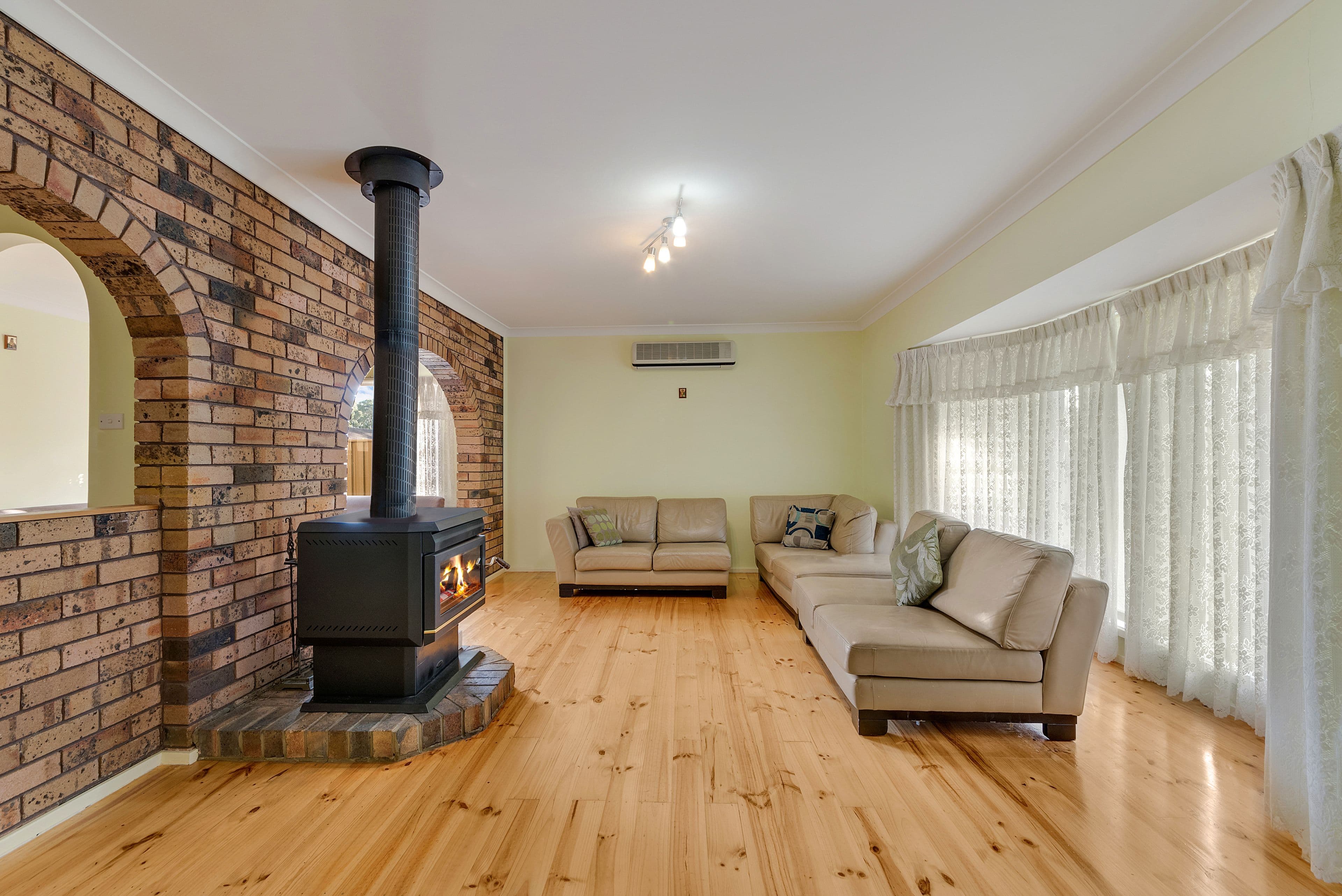 Glenfield NSW 2167, Glenfield - Thumbnail 6