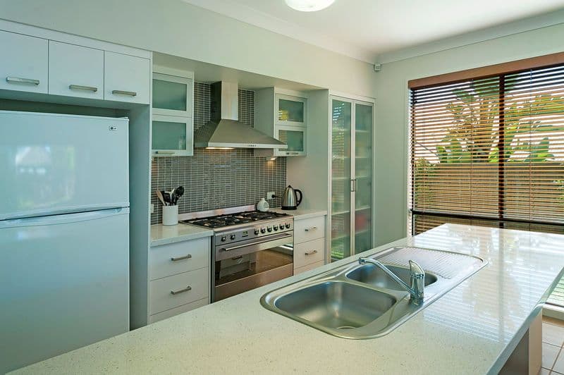 14 Codrington Circuit, PACIFIC PINES QLD 4211, Pacific Pines - Thumbnail 6