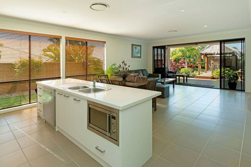 14 Codrington Circuit, PACIFIC PINES QLD 4211, Pacific Pines - Thumbnail 8