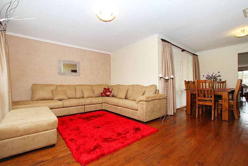 25 Garden Grove Drive, MILL PARK VIC 3082, Mill Park - Thumbnail 3