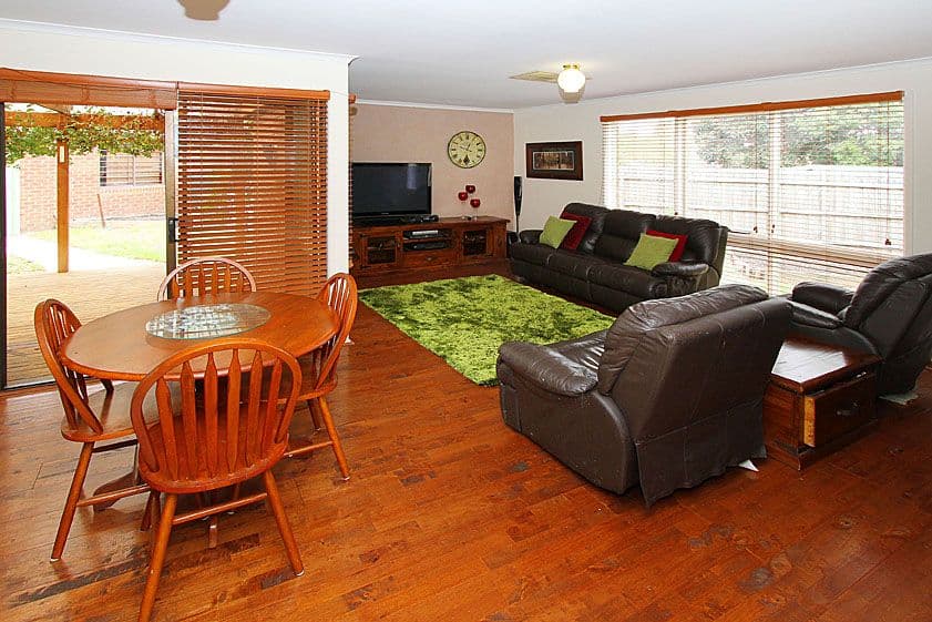 25 Garden Grove Drive, MILL PARK VIC 3082, Mill Park - Thumbnail 7