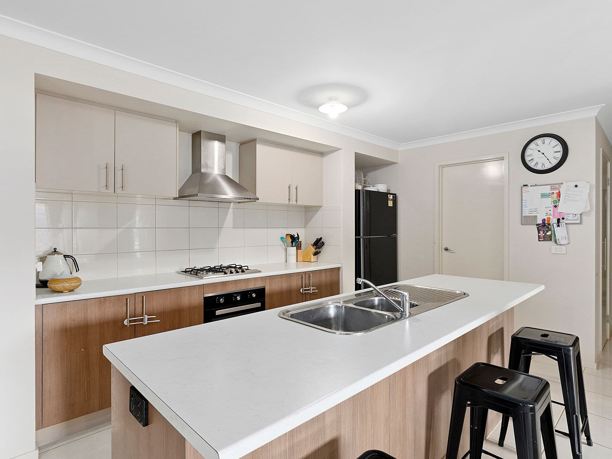 14 Lightwood Avenue, Seymour VIC 3660, Seymour - Thumbnail 3