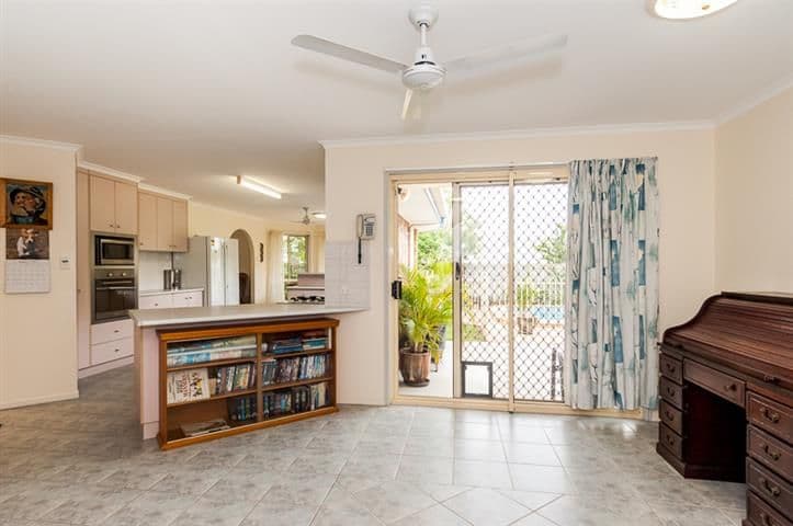 16 Caprice Street, Telina QLD 4680, Telina - Thumbnail 7
