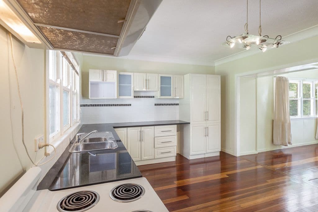 9 Drayton Road, Harristown QLD 4350, Harristown - Thumbnail 4