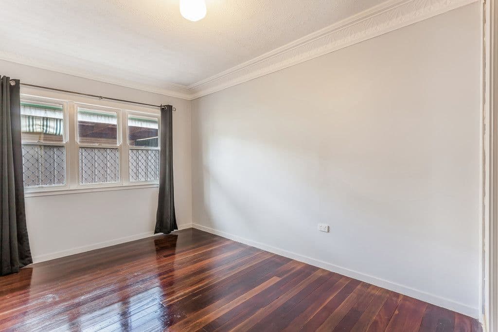 9 Drayton Road, Harristown QLD 4350, Harristown - Thumbnail 8