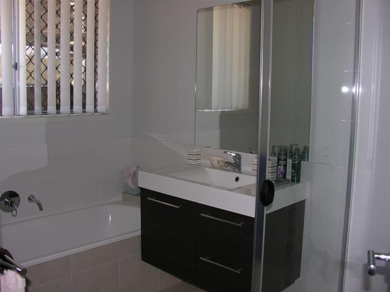 11b Abbey Rose Way, NERANG QLD 4211, Nerang - Thumbnail 5