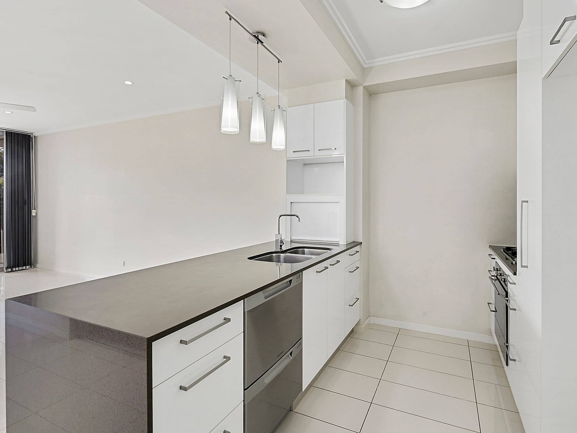 64 Barton Road, Hawthorne QLD 4171, Hawthorne - Thumbnail 2