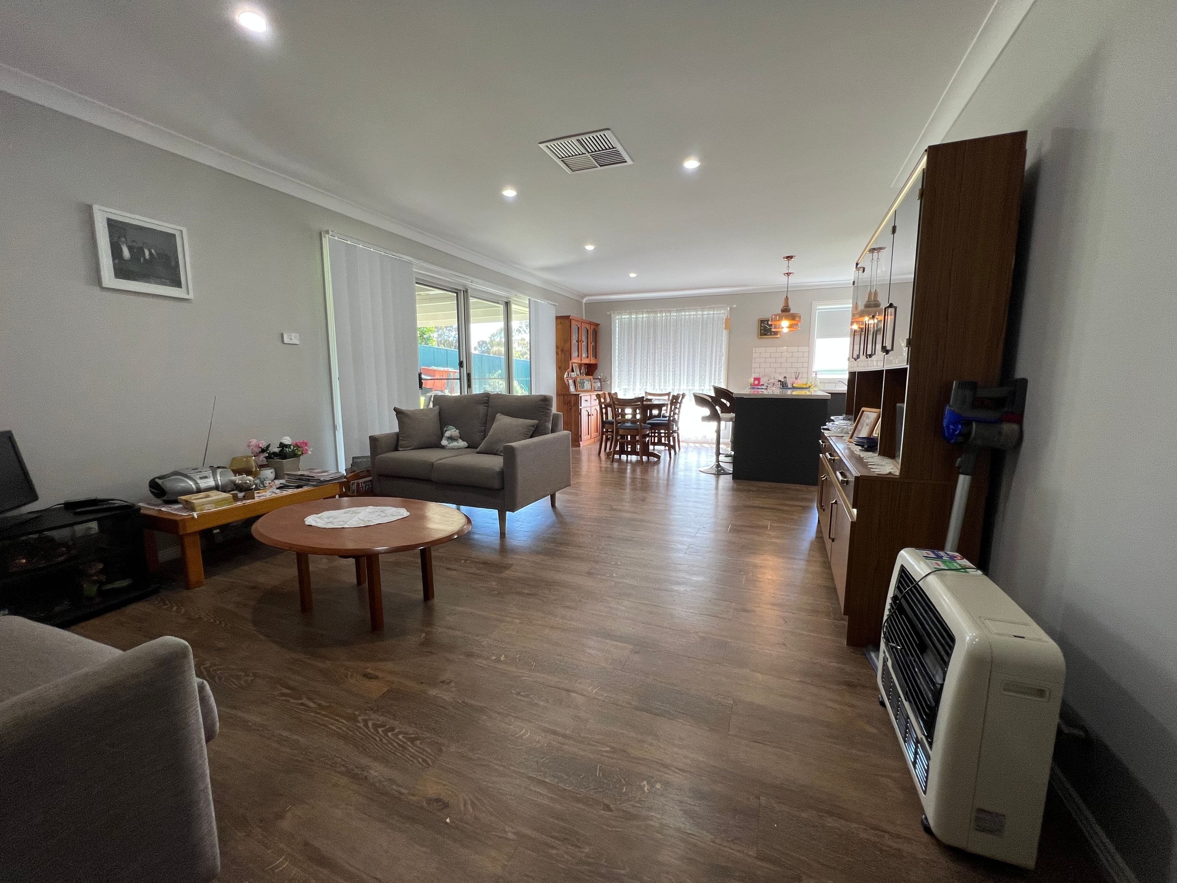 11 Molloy Place, Young NSW 2594, Young - Thumbnail 5