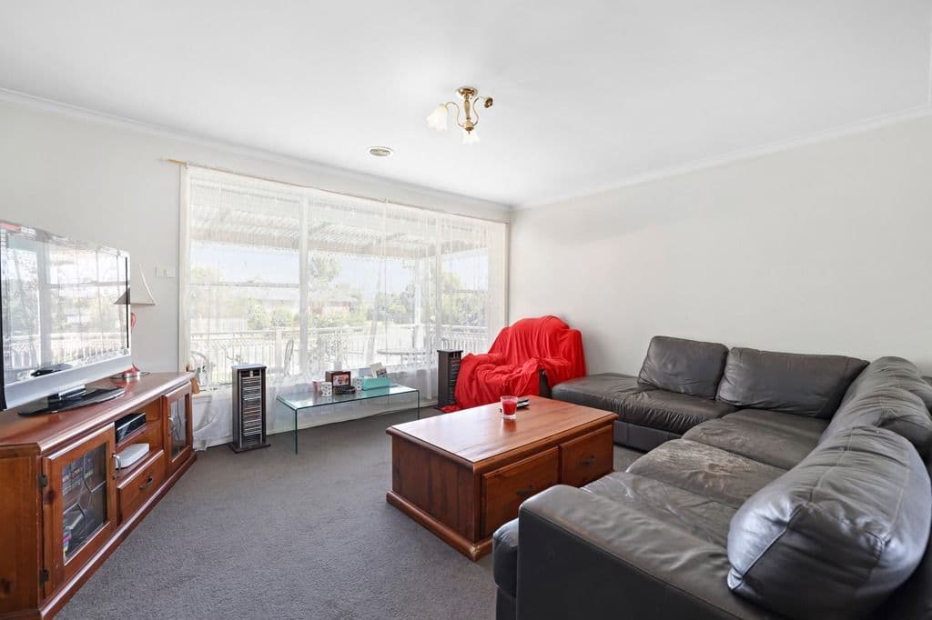 29 Richmond Crescent, Werribee VIC 3030, Werribee - Thumbnail 3