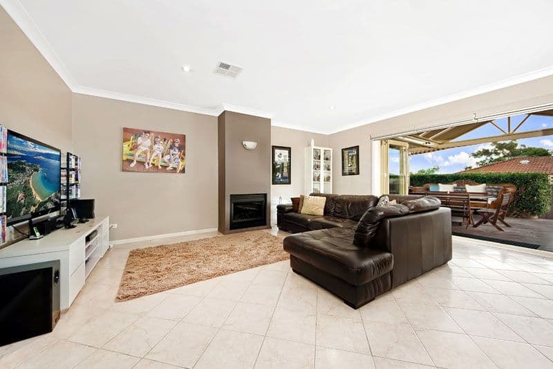13 Bella Place, BARDEN RIDGE NSW 2234, Barden Ridge - Thumbnail 2