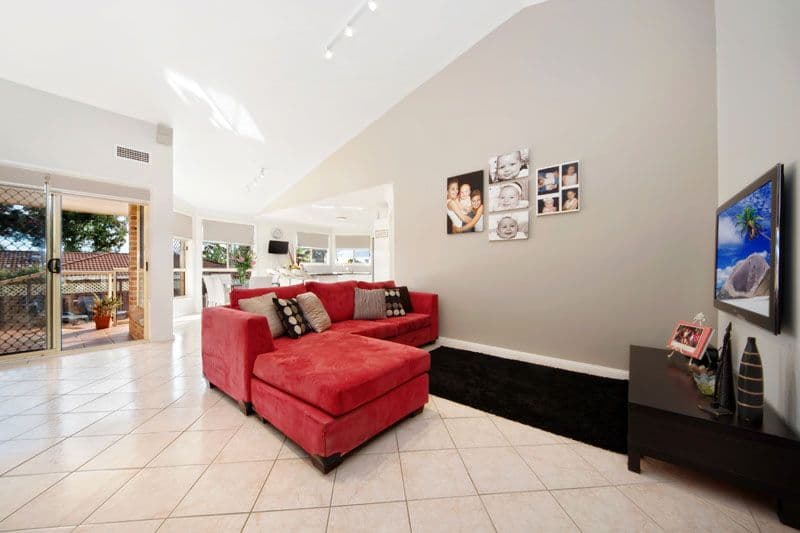 13 Bella Place, BARDEN RIDGE NSW 2234, Barden Ridge - Thumbnail 3