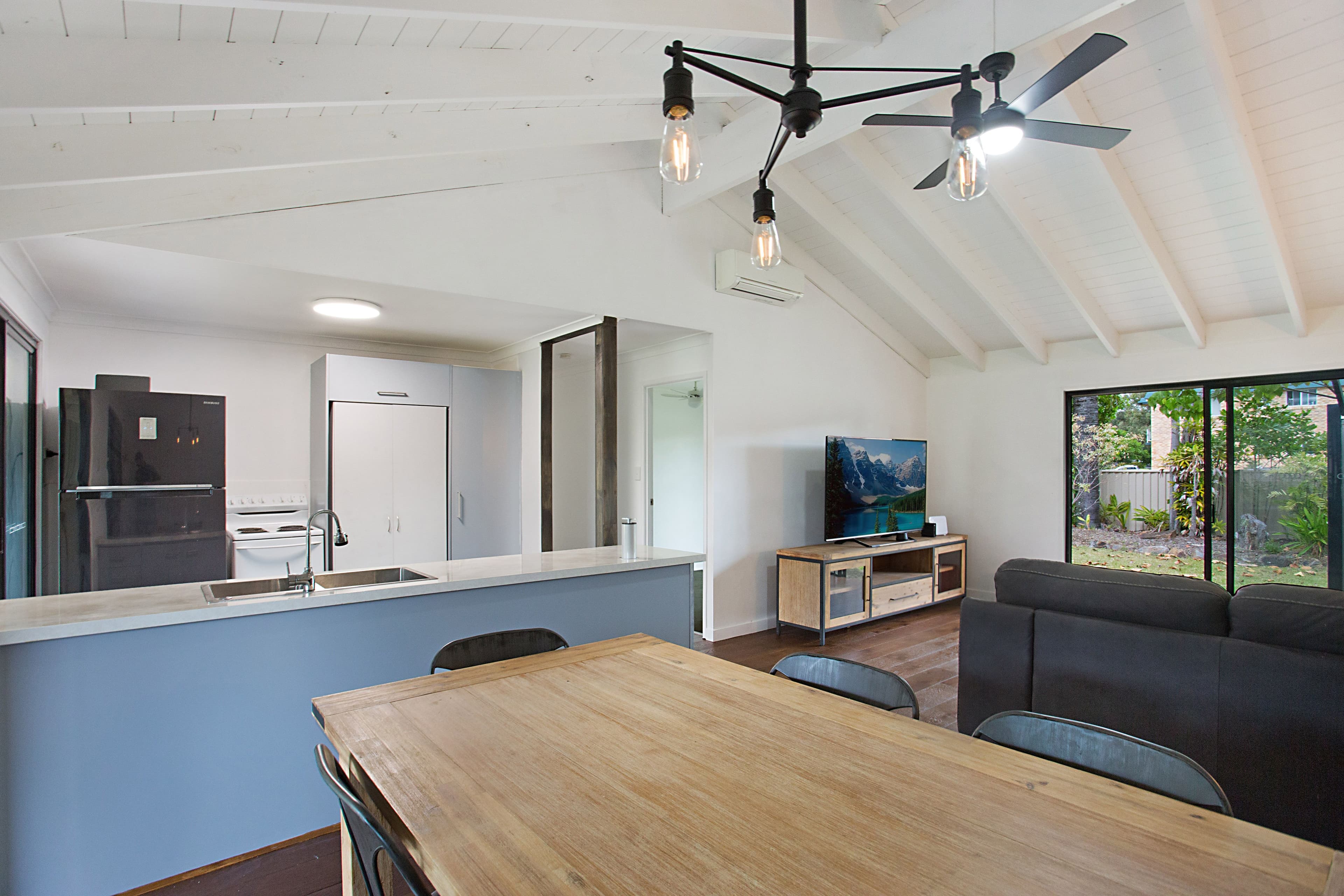 3 Oceanic Drive, Mermaid Waters QLD 4218, Mermaid Waters - Thumbnail 6