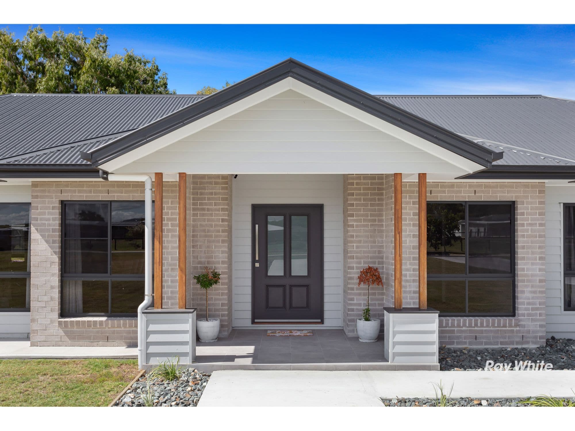 4 King William Place, Kinka Beach QLD 4703, Kinka Beach - Thumbnail 2