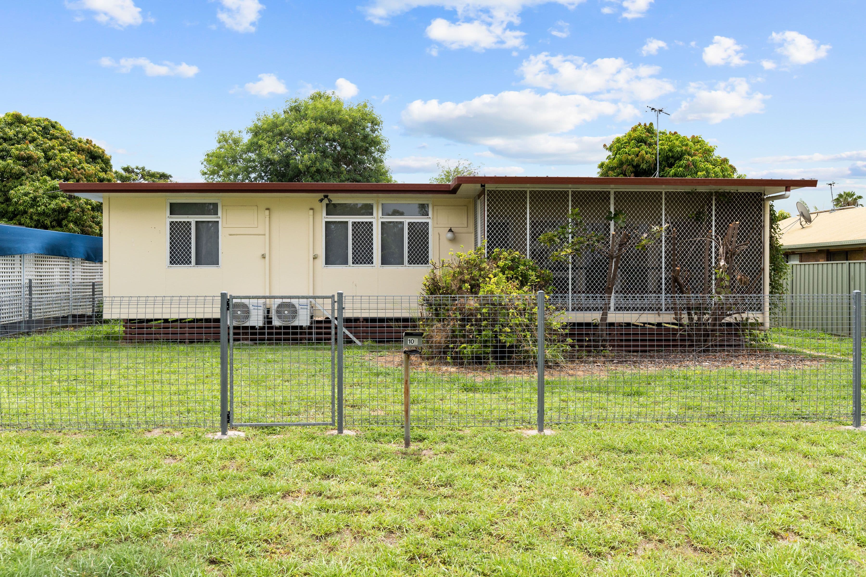 109 Retro Street, Emerald QLD 4720, Emerald - Image 1