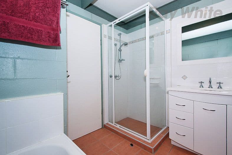99 STRADBROKE Road, Montrose VIC 3765, Montrose - Thumbnail 5