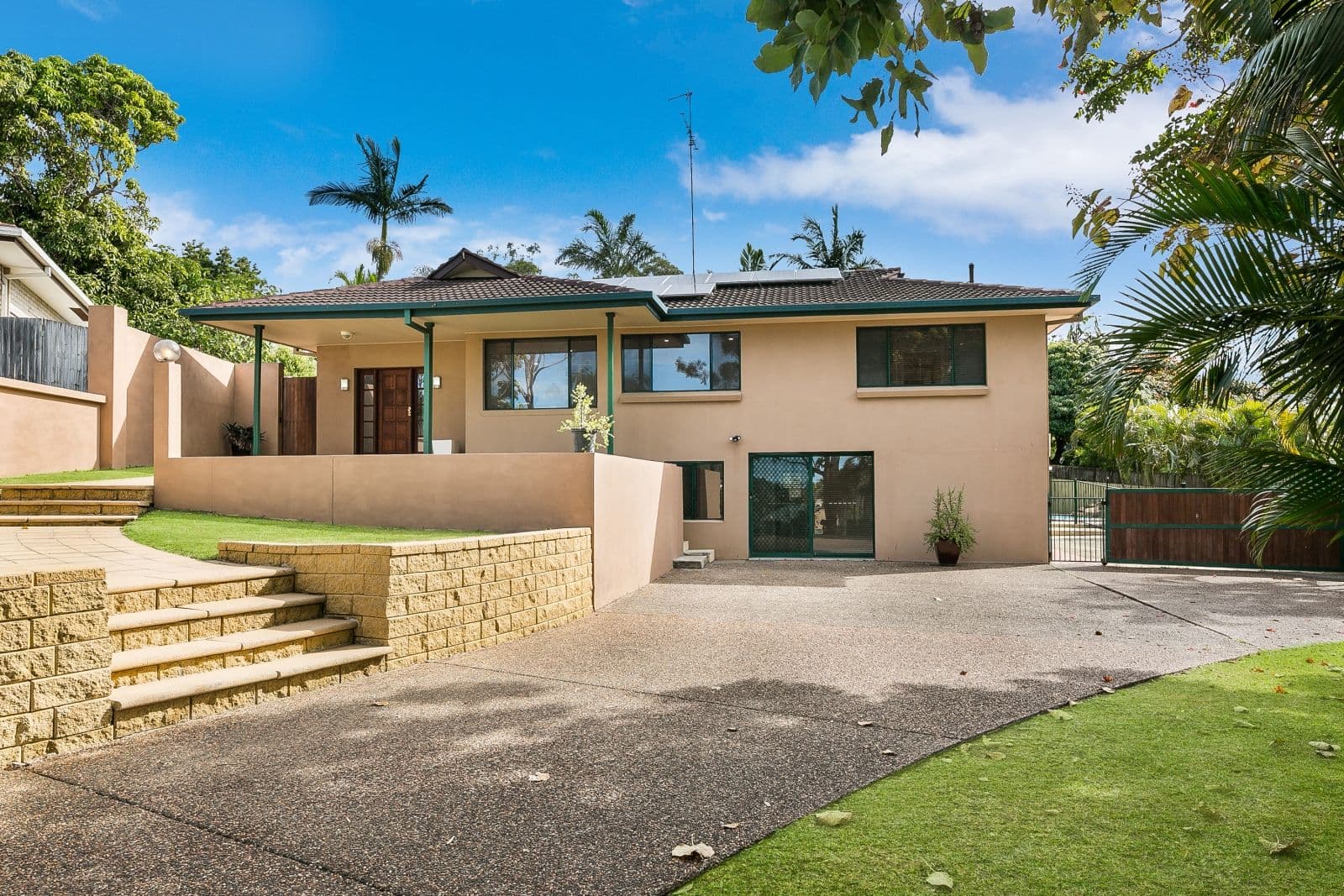12 Jilpangi Crescent, Ashmore QLD 4214, Ashmore - Thumbnail 2