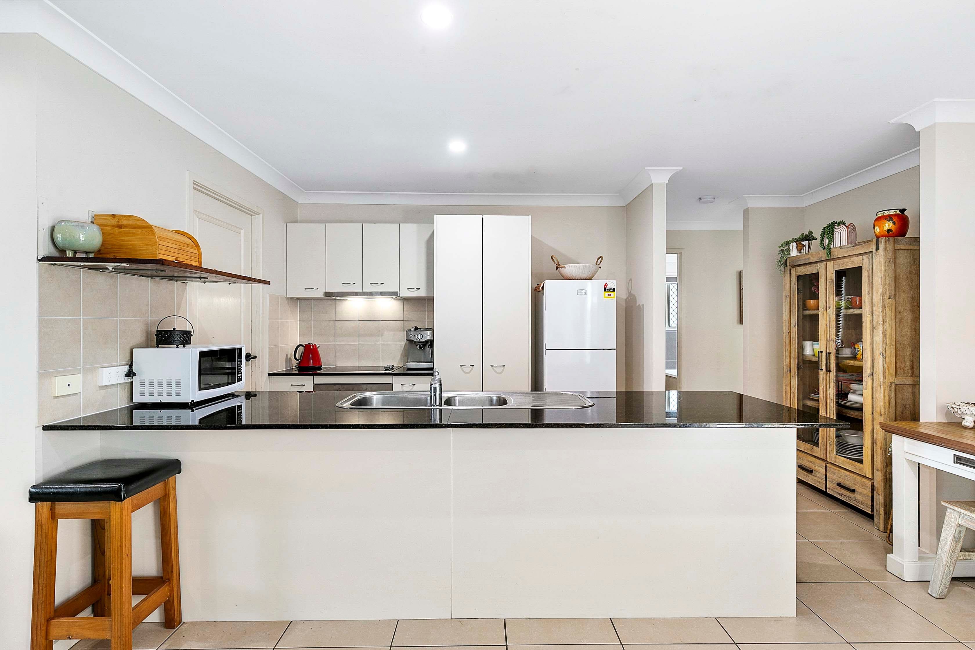 21 Oyster Court, Toogoom QLD 4655, Toogoom - Thumbnail 8