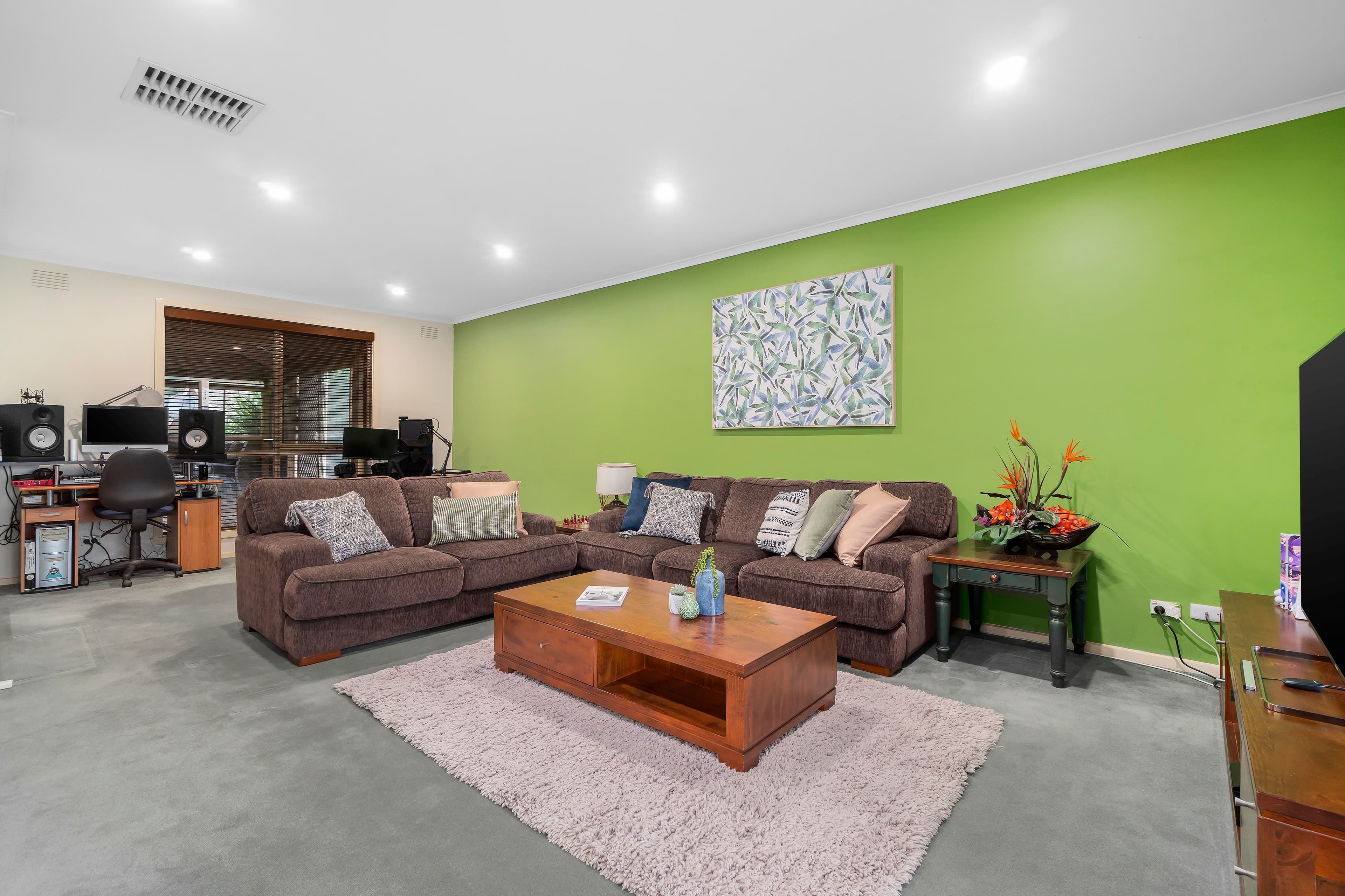 3 Breamlea Court, Dandenong North VIC 3175, Dandenong North - Thumbnail 2