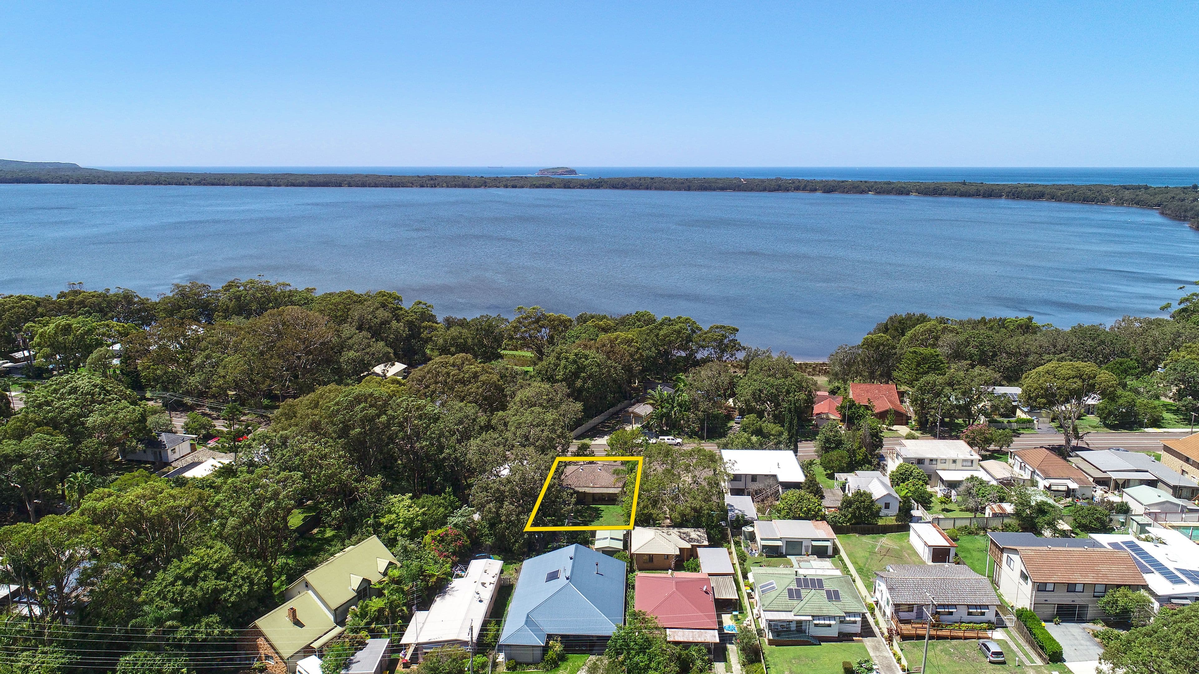 82 Sunrise Avenue, Halekulani NSW 2262, Halekulani - Thumbnail 3