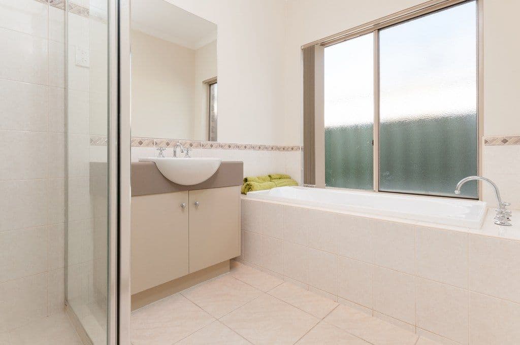 33 Hurlingham Way, CRAIGIEBURN VIC 3064, Craigieburn - Thumbnail 8