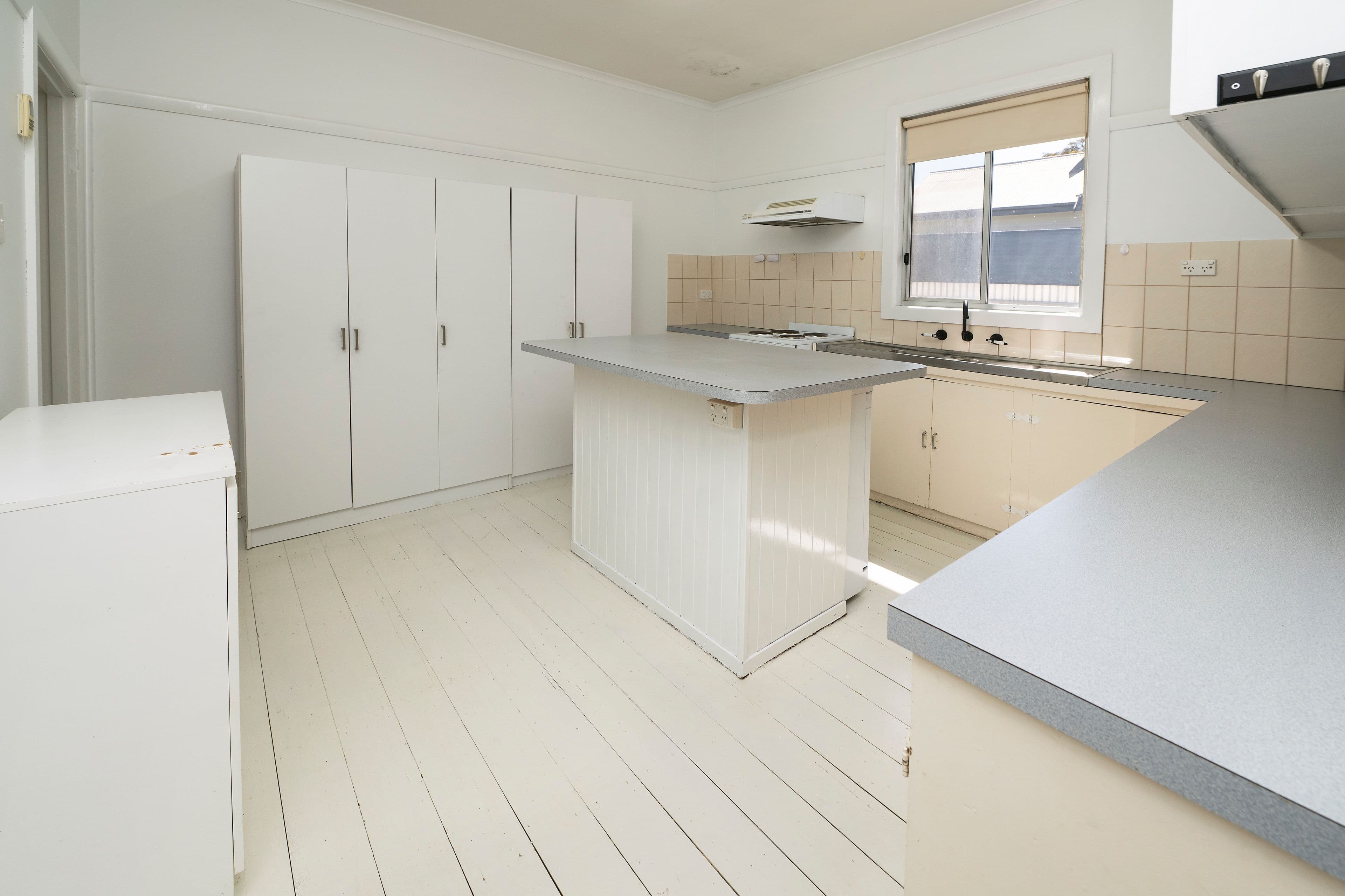 55 Gray Street, Swan Hill VIC 3585, Swan Hill - Thumbnail 4