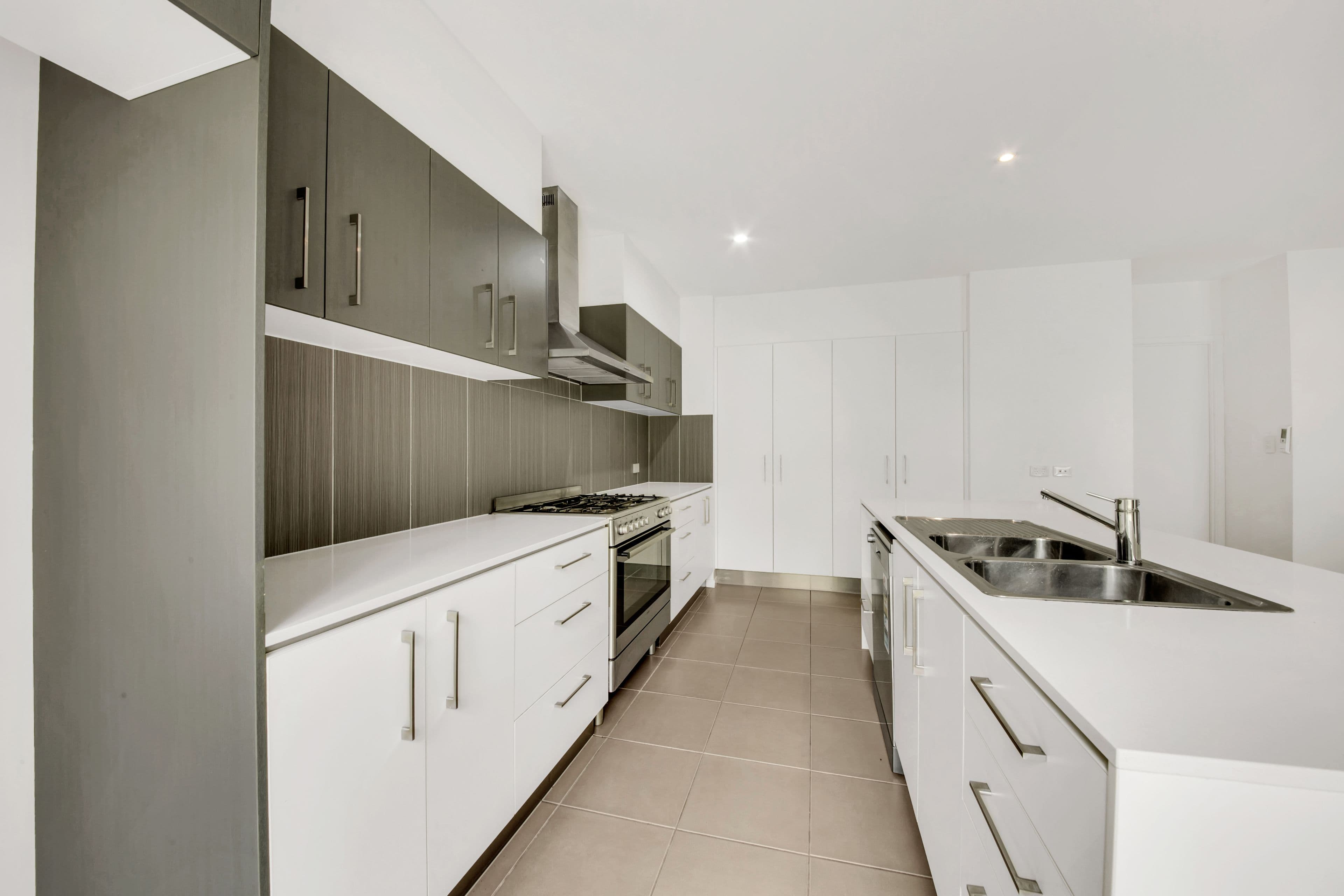 3 Namadgi Terrace, New Auckland QLD 4680, New Auckland - Thumbnail 3